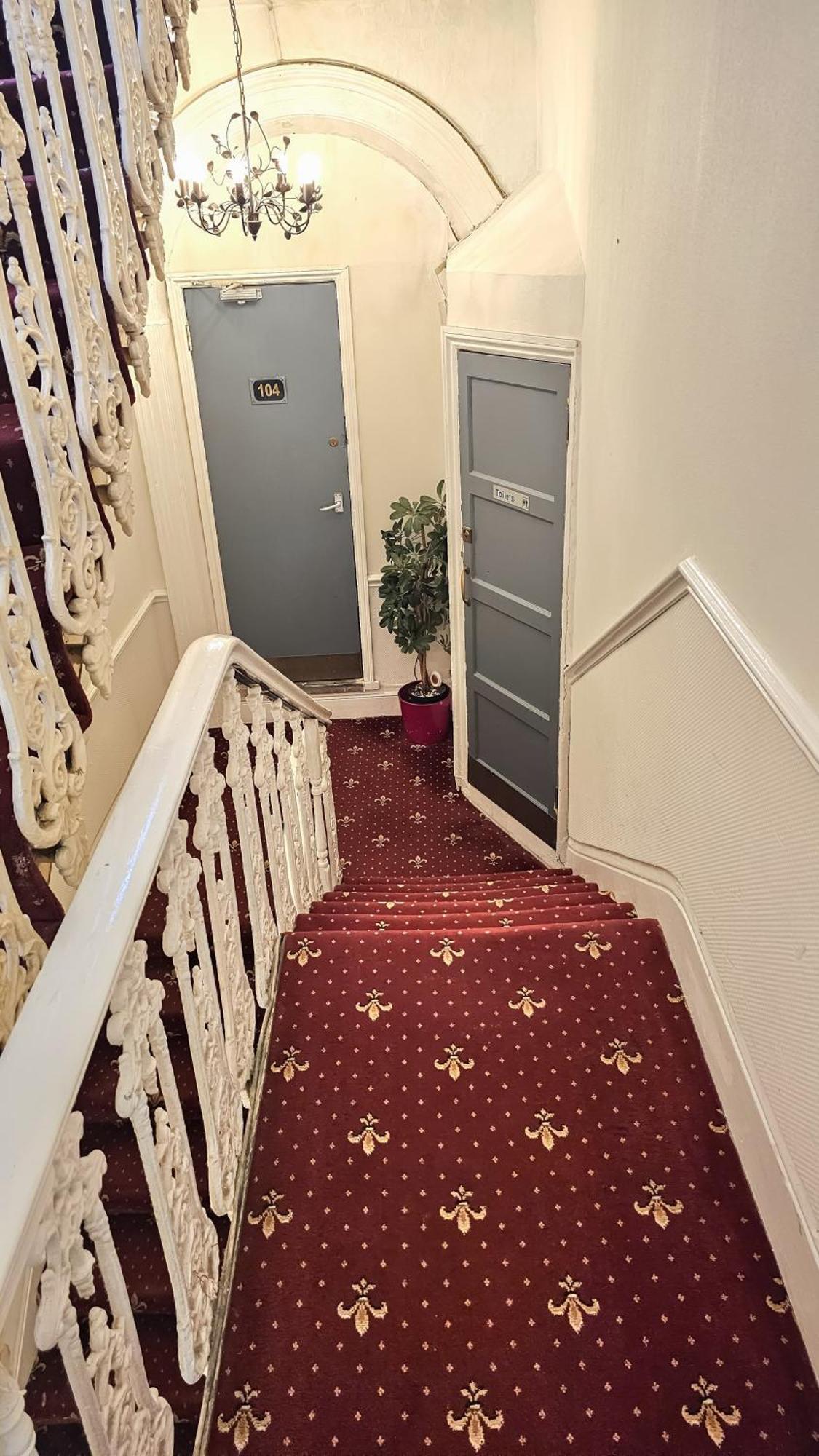 Hyde Park Court Hotel London Ngoại thất bức ảnh