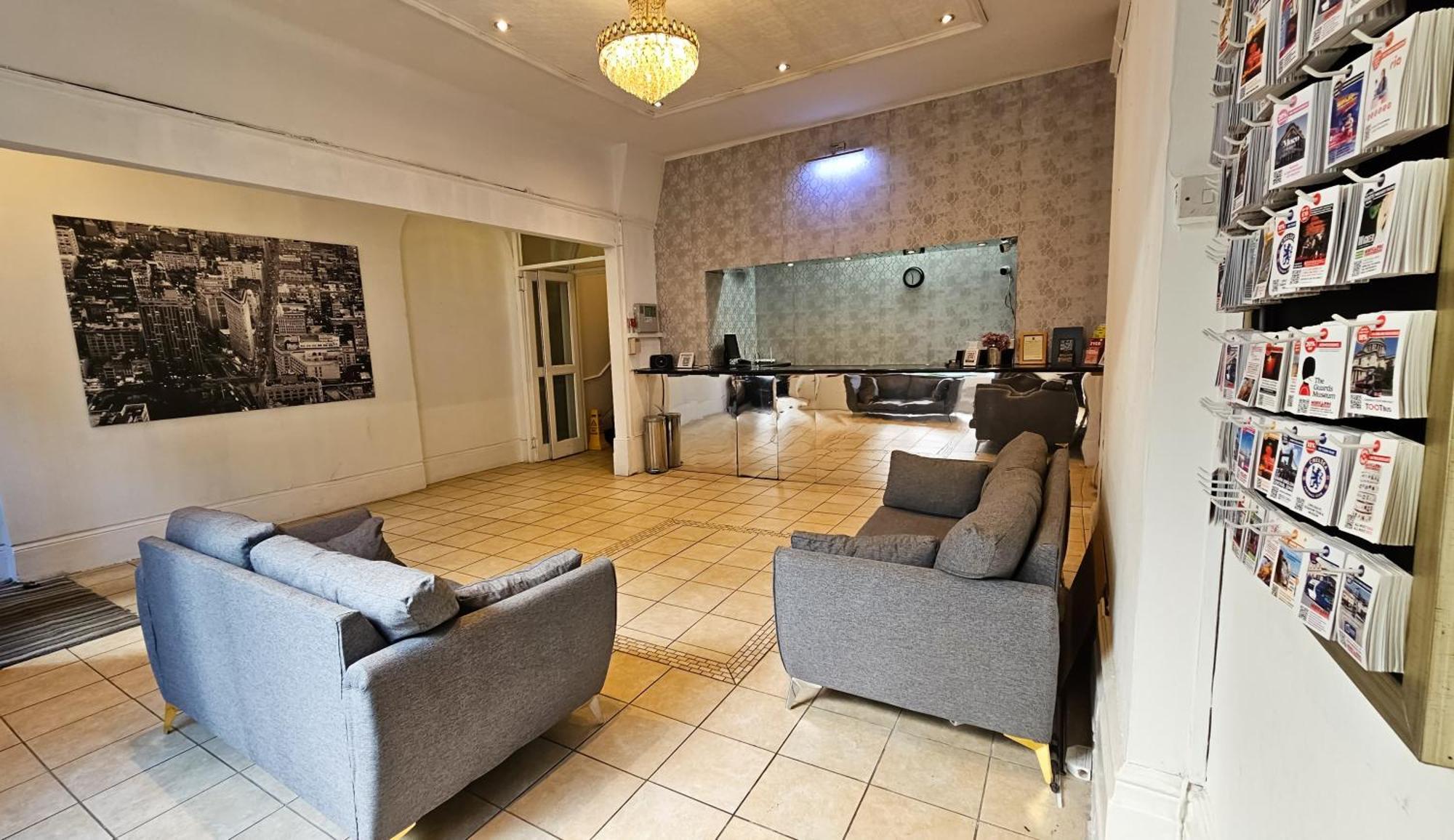 Hyde Park Court Hotel London Ngoại thất bức ảnh