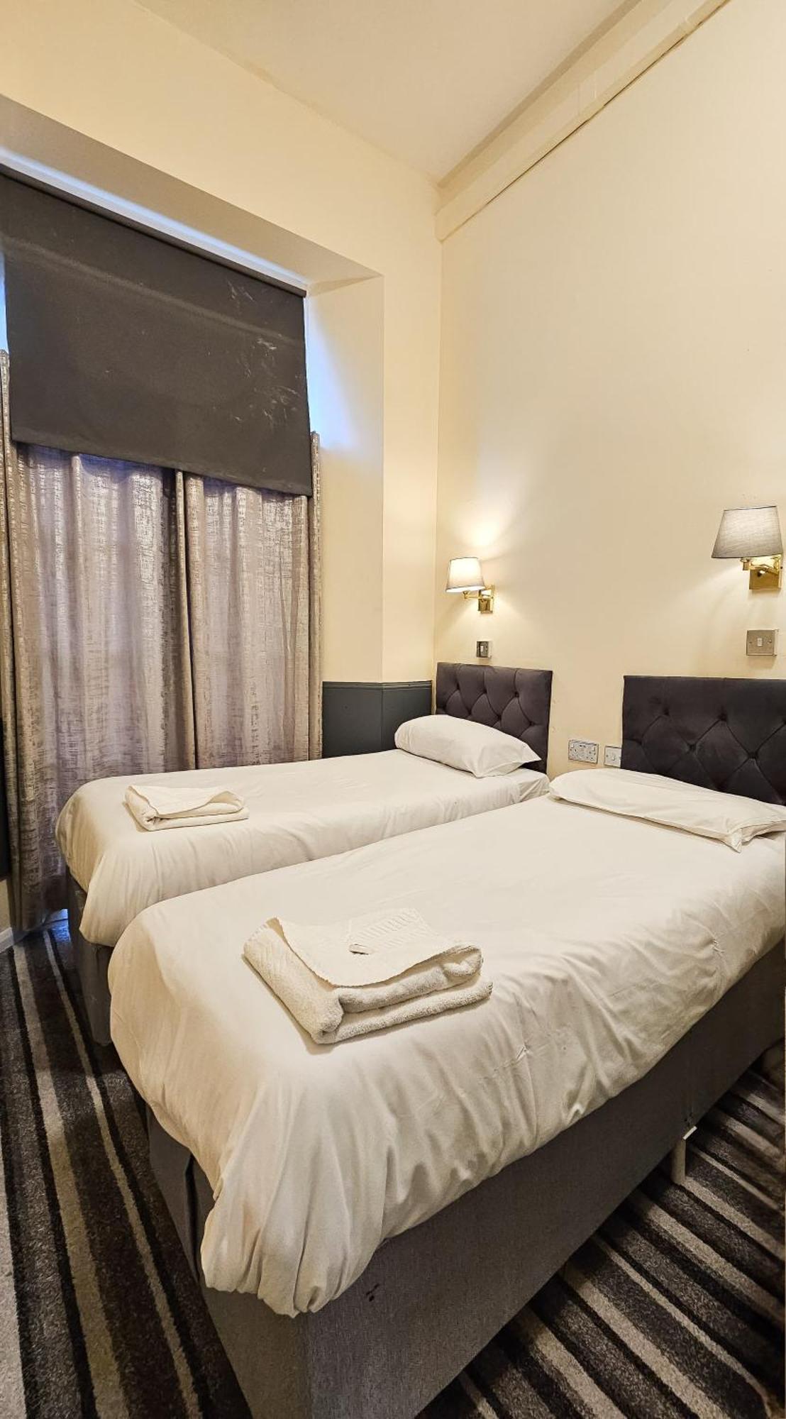 Hyde Park Court Hotel London Ngoại thất bức ảnh
