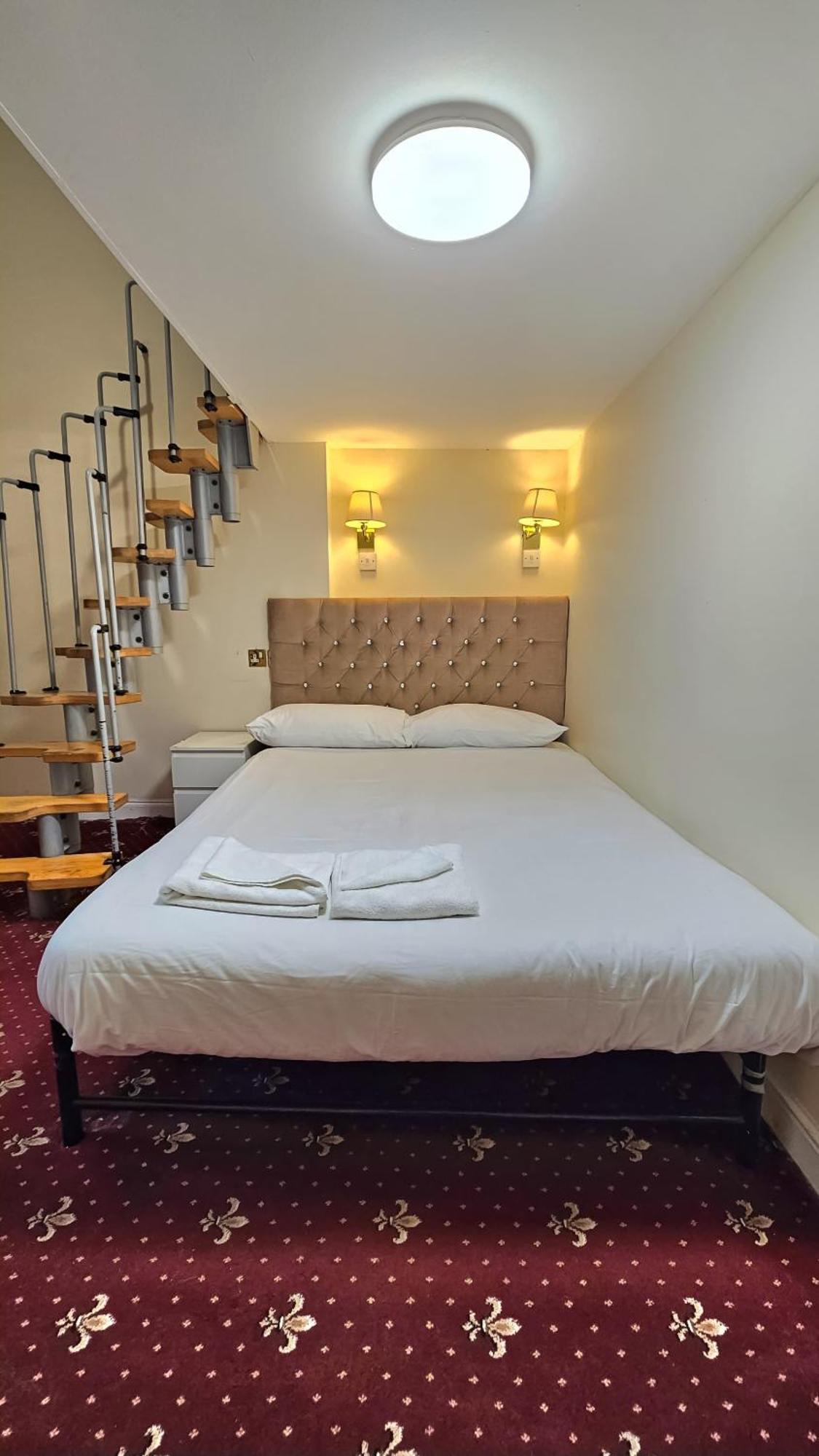 Hyde Park Court Hotel London Ngoại thất bức ảnh