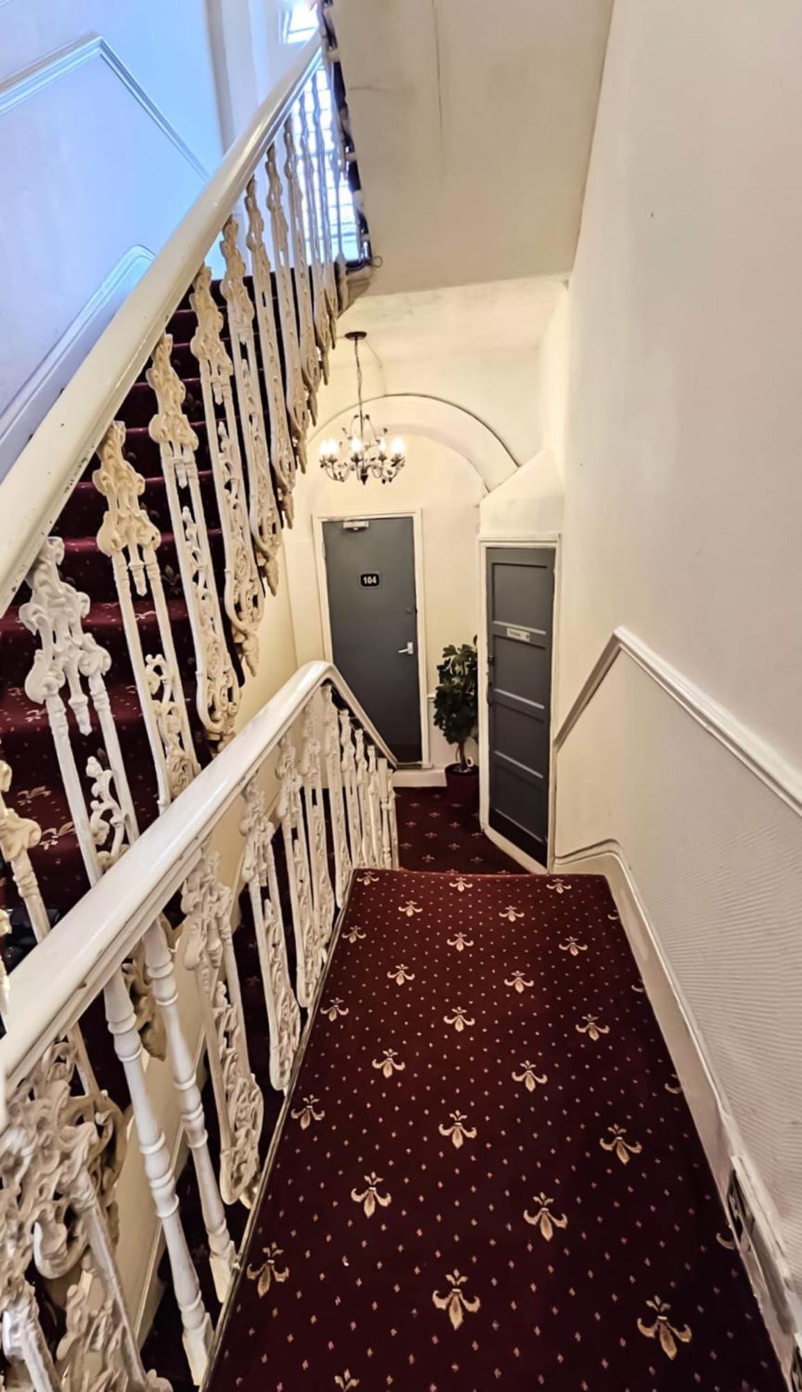 Hyde Park Court Hotel London Ngoại thất bức ảnh